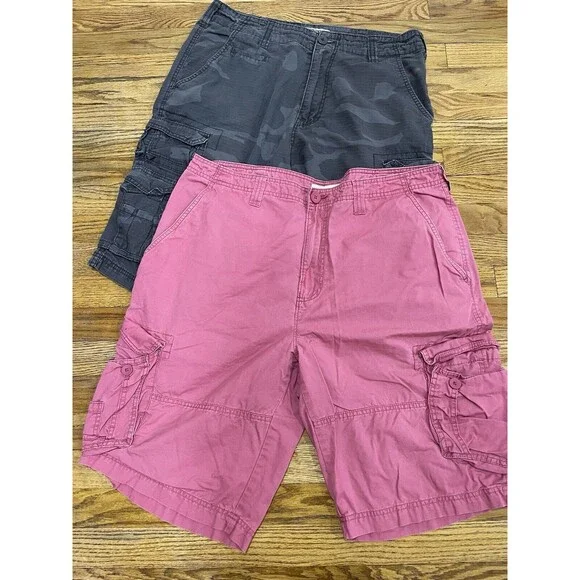 Ecko UNLTD cargo camouflage And Urban Pipeline shorts men Size 38 And W-34 - Picture 1 of 7